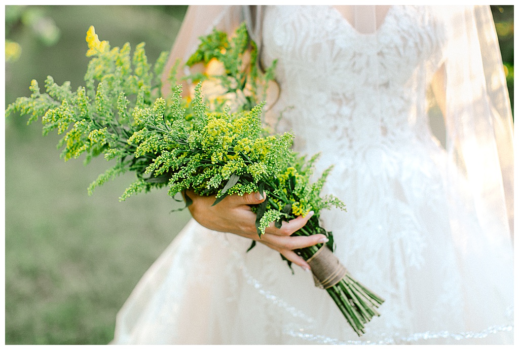 simple lush green bridal bouquet