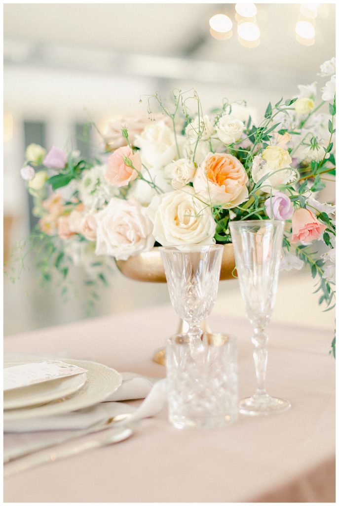 pastel wedding table decor