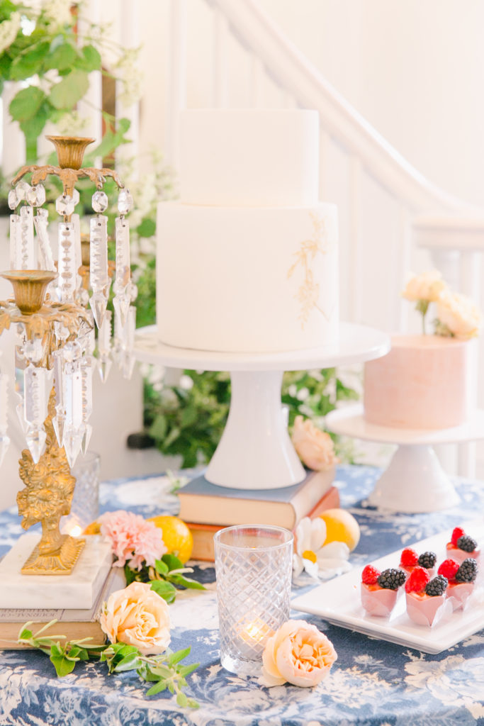 How to postpone a wedding