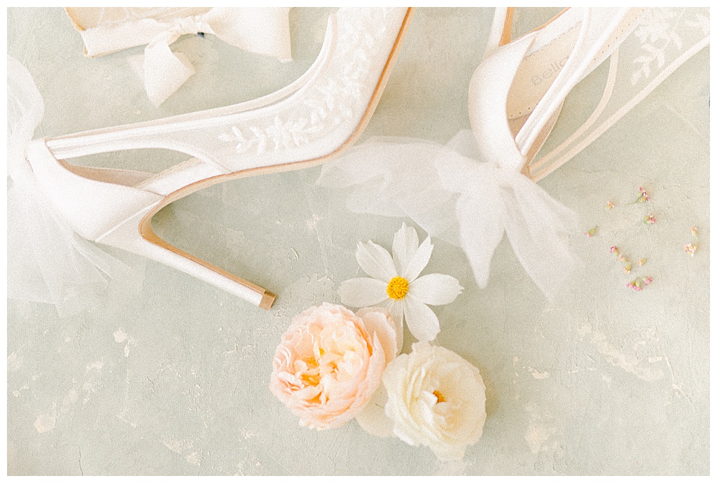 Bridal shoe details