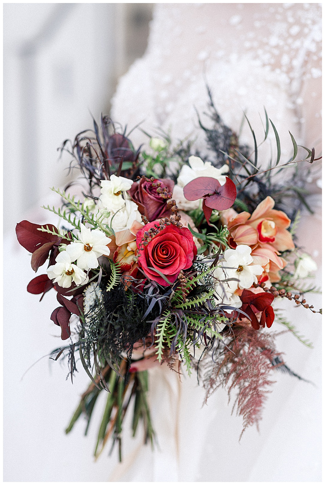 modern boho inspired bridal bouquet