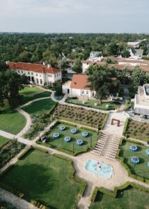 Overhead shot of the Commodore Perry Estate wedding.